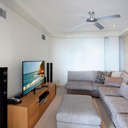 Peppers Noosa Resort And Villas Екстер'єр фото A home theater