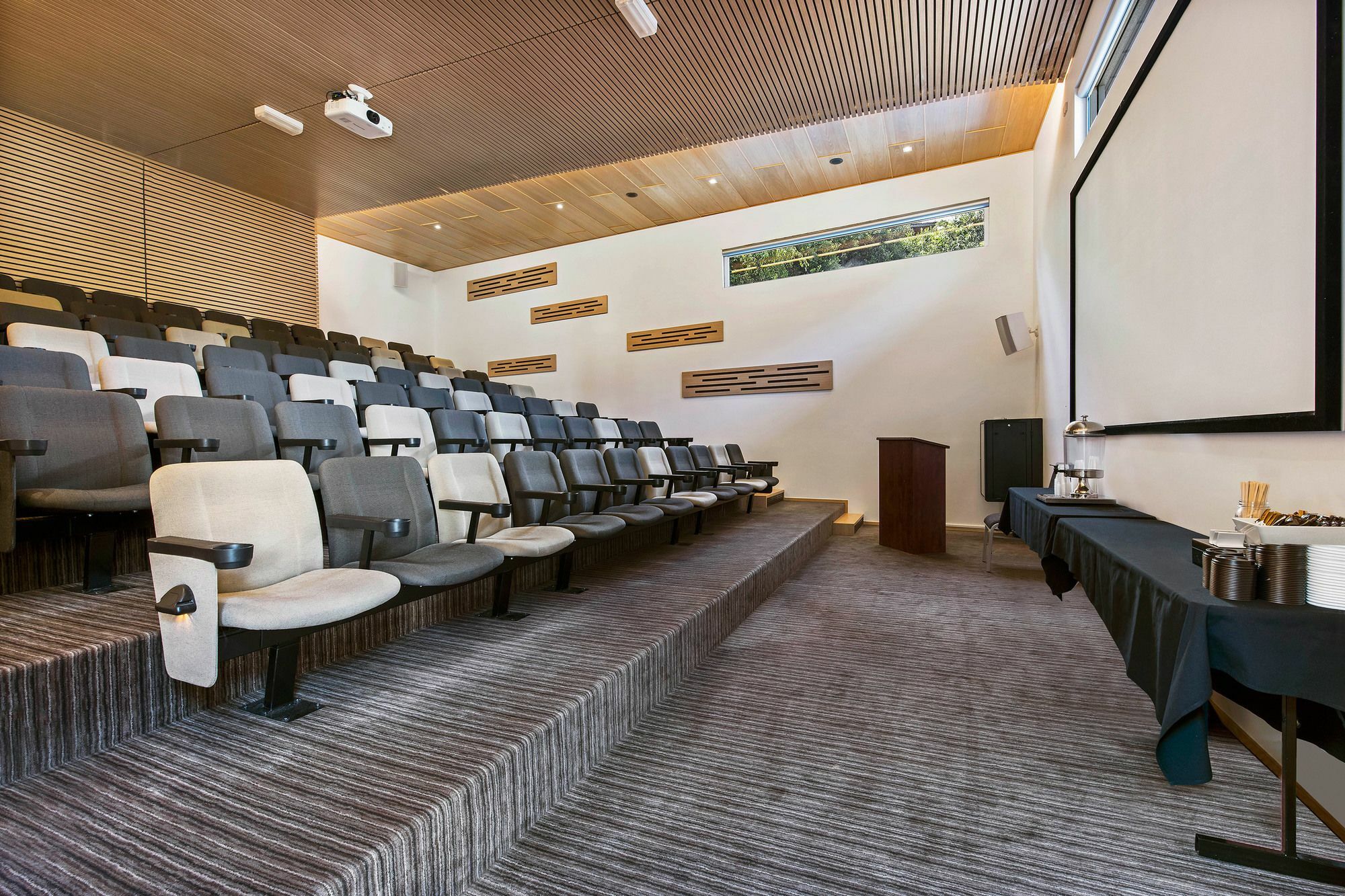 Peppers Noosa Resort And Villas Екстер'єр фото The lecture theatre